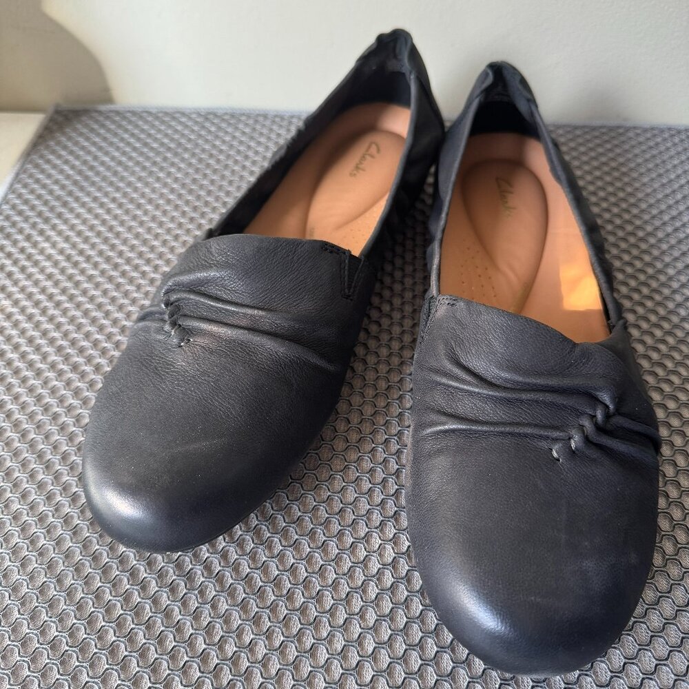 Clarks Leather Upper Size 8.5 M